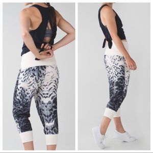 Lululemon Dance To Yoga Crops